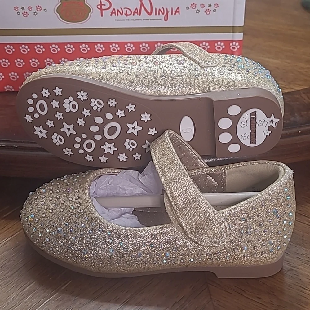 New in box! Pandaninjia Girls size 6 Susie gold rhinestone flat dress shoes